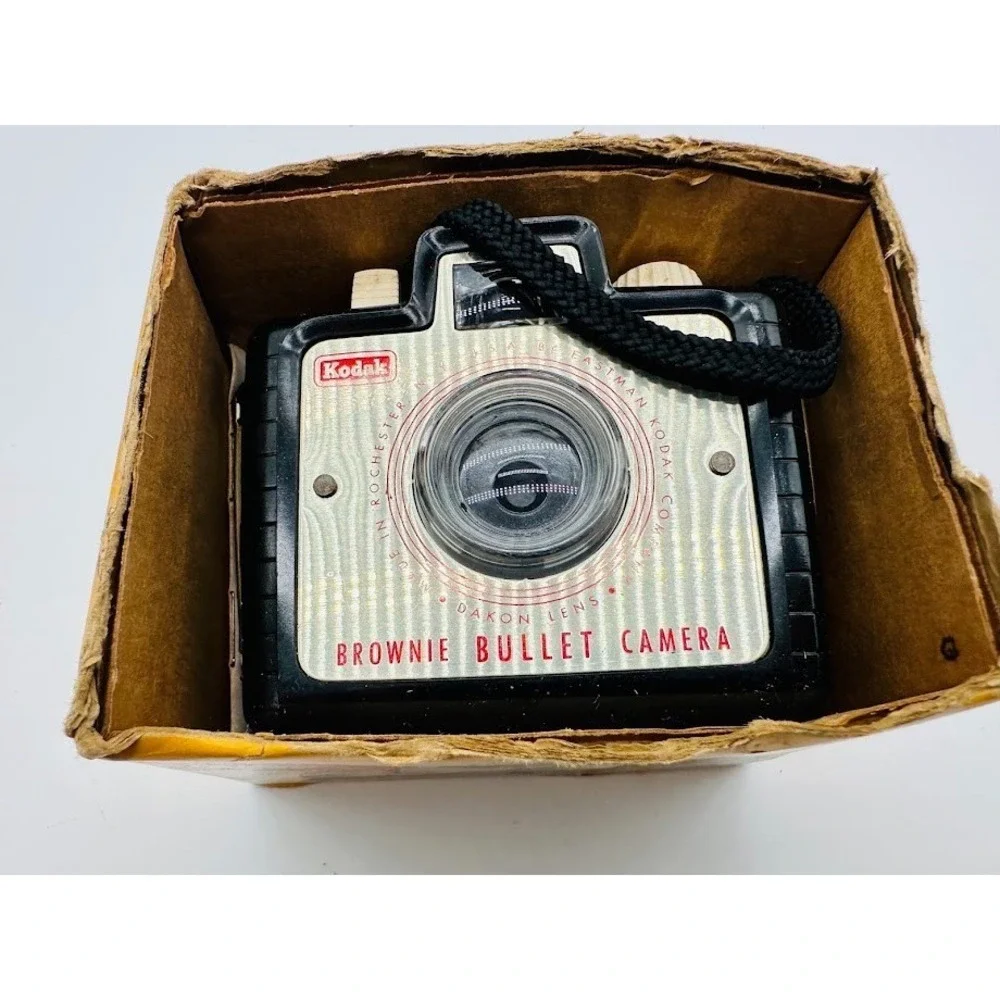 VTG 1959 Brownie Bullet Kodak Camera No 26 Black Original Box‎ Instructions USA
